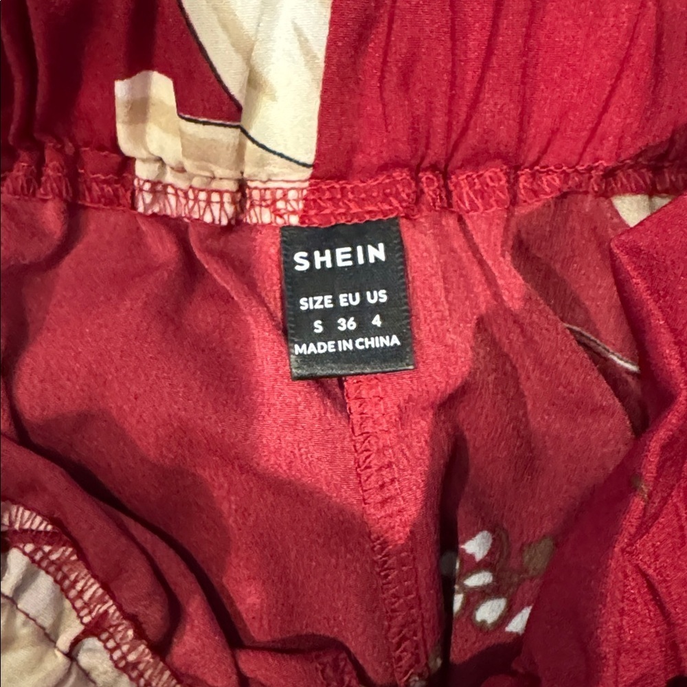 Woman's Shein Red Floral Print High Waisted Shorts with Bow Tie. Size Small - Picture 3 of 5